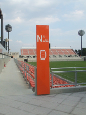 ���O�T�C��